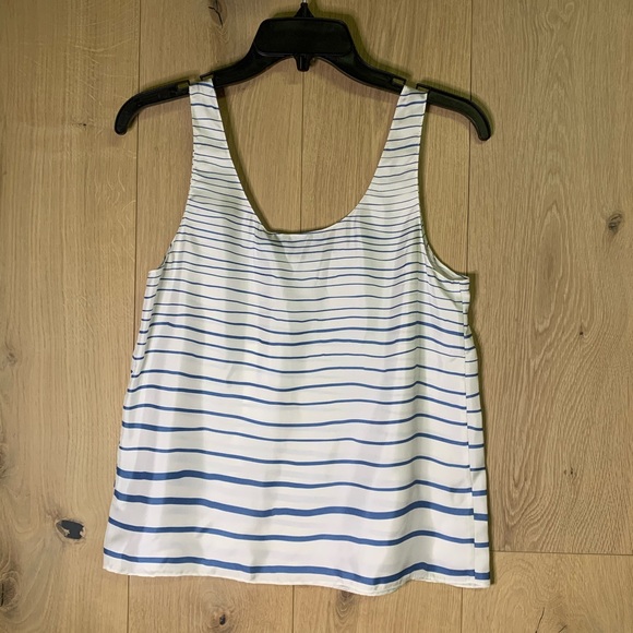Theory Scoop Neck Tank Top In Striped Silk - Picture 5 of 10